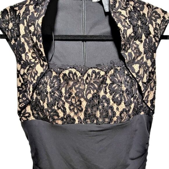 Black and Gold Evening Formal Gown Maxi Dress with Lace Overlay Size 12, Size 4 - Picture 4 of 13